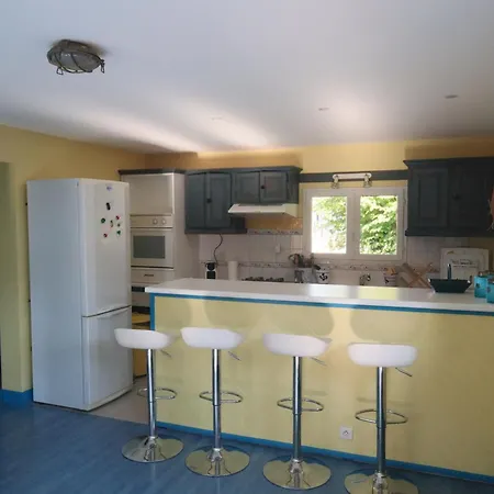 Tatil Evi Maison Toute Equipee Avec Jardin Pour 6 Personnes Dans Un Quartier Calme